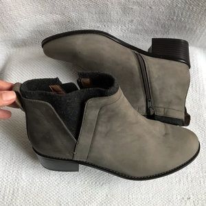 Vionic booties.  Women size 9